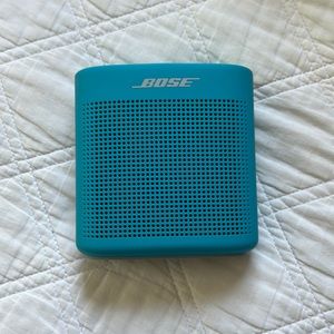 Bose Color II Soundlink Speaker and Charging Cord